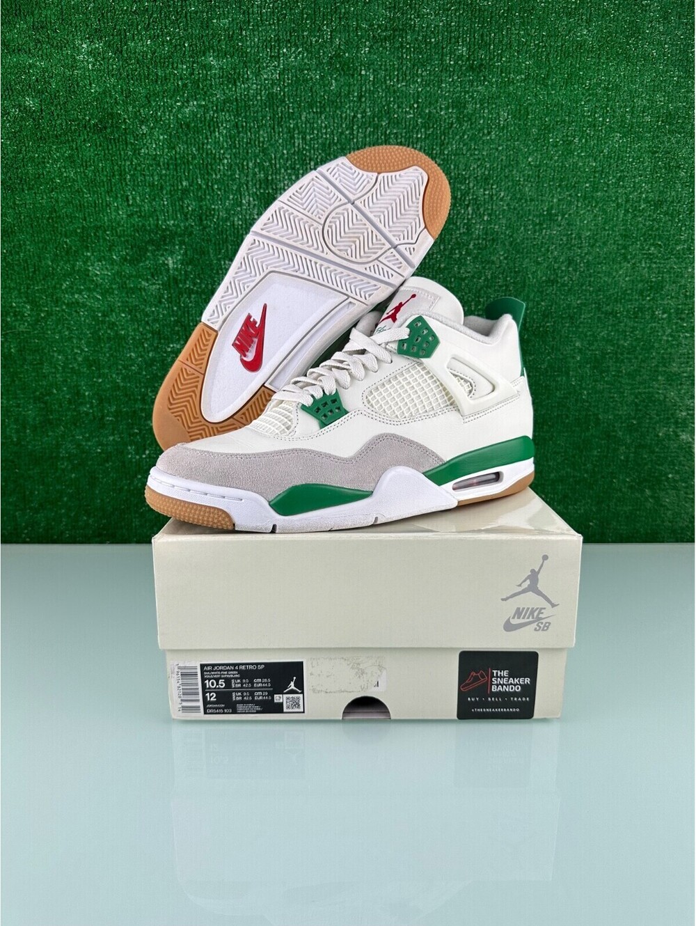 Size 10.5 - Jordan 4 Retro SP x Nike SB Mid Pine Green